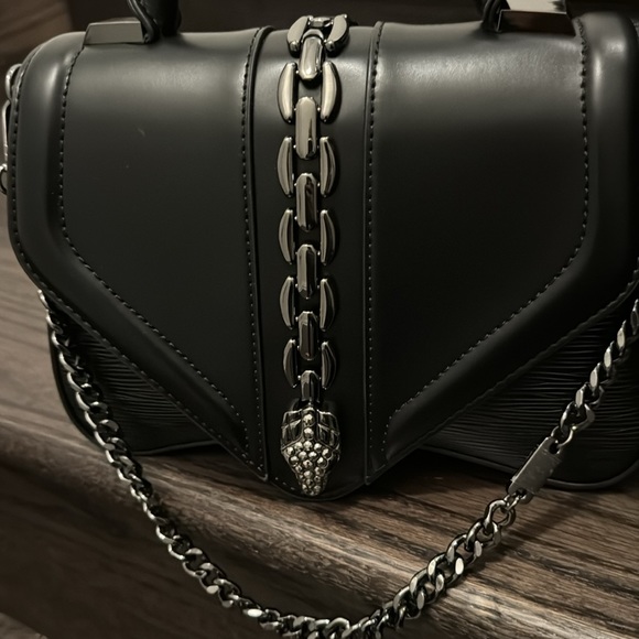 Women handbag - Picture 2 of 3